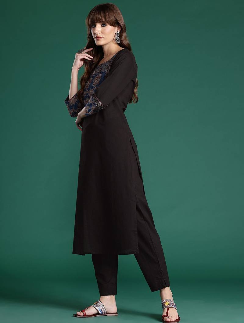 Ethnic Motifs Printed Mirror Work  Cotton Kurta with Trousers & With Dupatta