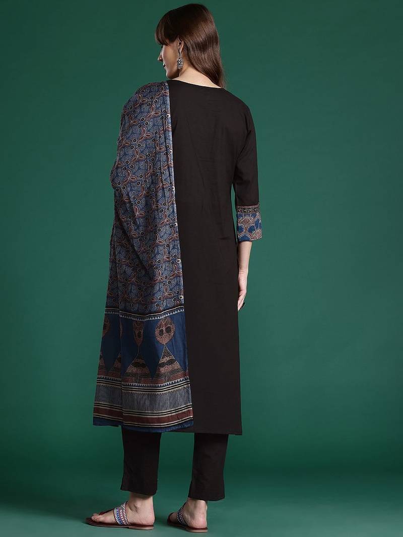 Ethnic Motifs Printed Mirror Work  Cotton Kurta with Trousers & With Dupatta