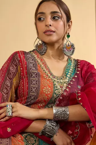 Women Ethnic Motifs Embroidered Thread Work Kurta with Palazzos & With Dupatta