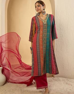 Women Ethnic Motifs Embroidered Thread Work Kurta with Palazzos & With Dupatta 4