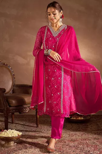 Floral Embroidered V-Neck Sequinned Cotton Straight Kurta With Trousers & Dupatta