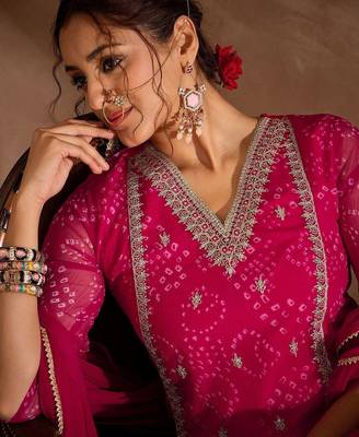 Floral Embroidered V-Neck Sequinned Cotton Straight Kurta With Trousers & Dupatta 3