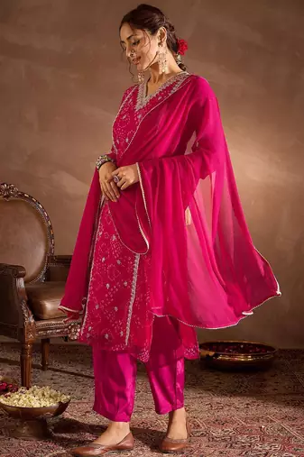 Floral Embroidered V-Neck Sequinned Cotton Straight Kurta With Trousers & Dupatta