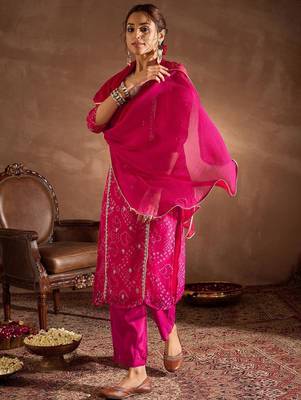 Floral Embroidered V-Neck Sequinned Cotton Straight Kurta With Trousers & Dupatta 6