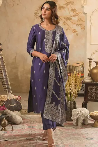 Floral Embroidered Round Neck Zari Straight Kurta & Trousers With Dupatta