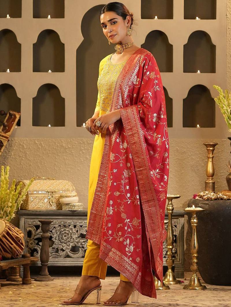Floral Yoke Design Round Neck Zari Straight Kurta & Trousers With Dupatta