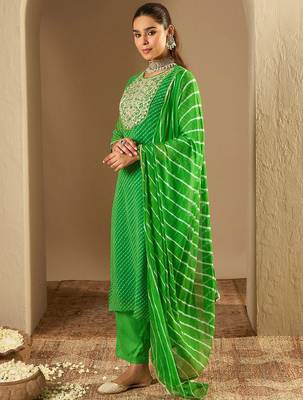Leheriya Printed Straight Sequinned Georgette Kurta with Trousers & Dupatta 5