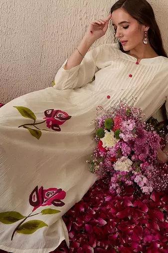Women Floral Printed Regular Thread Work Pure Cotton Kurta with Trousers