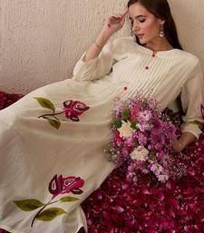 Women Floral Printed Regular Thread Work  Cotton Kurta with Trousers