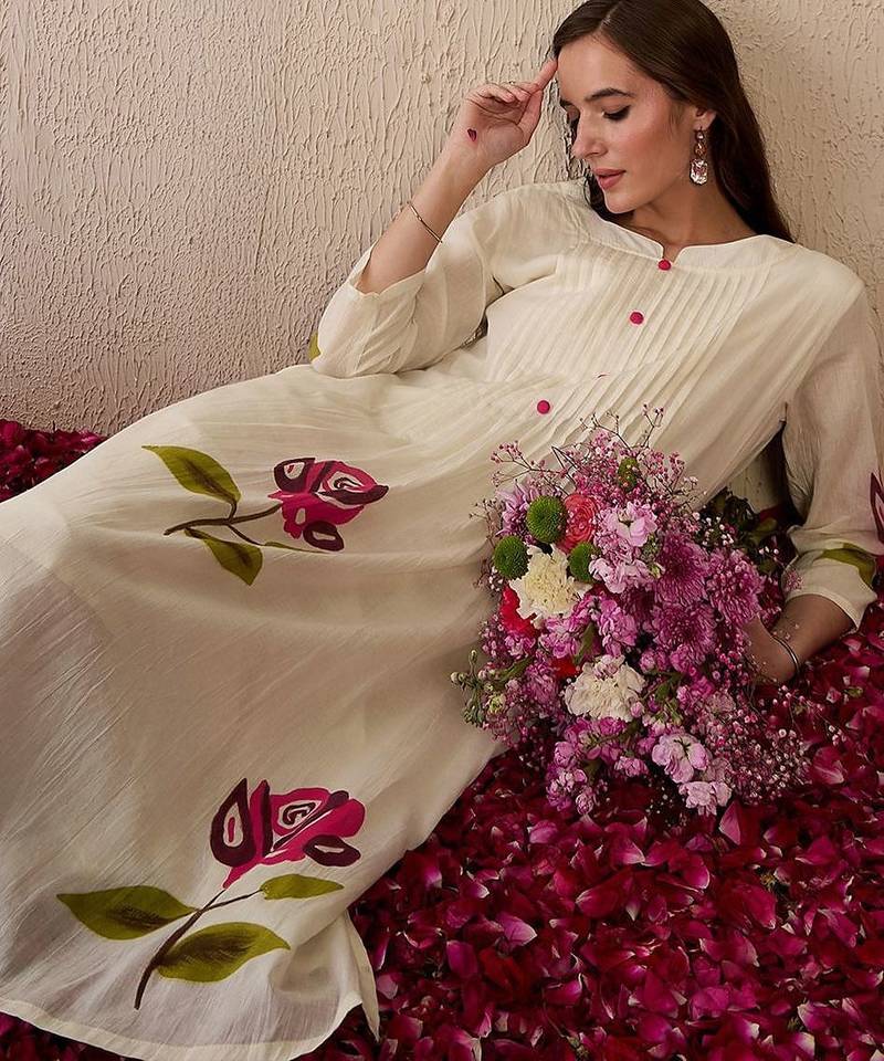 Women Floral Printed Regular Thread Work  Cotton Kurta with Trousers