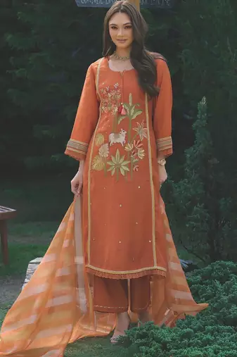 Women Ethnic Motifs Embroidered Regular Thread Work Kurta with Trousers & With Dupatta