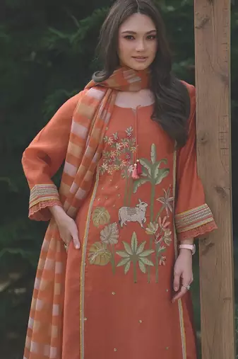 Women Ethnic Motifs Embroidered Regular Thread Work Kurta with Trousers & With Dupatta