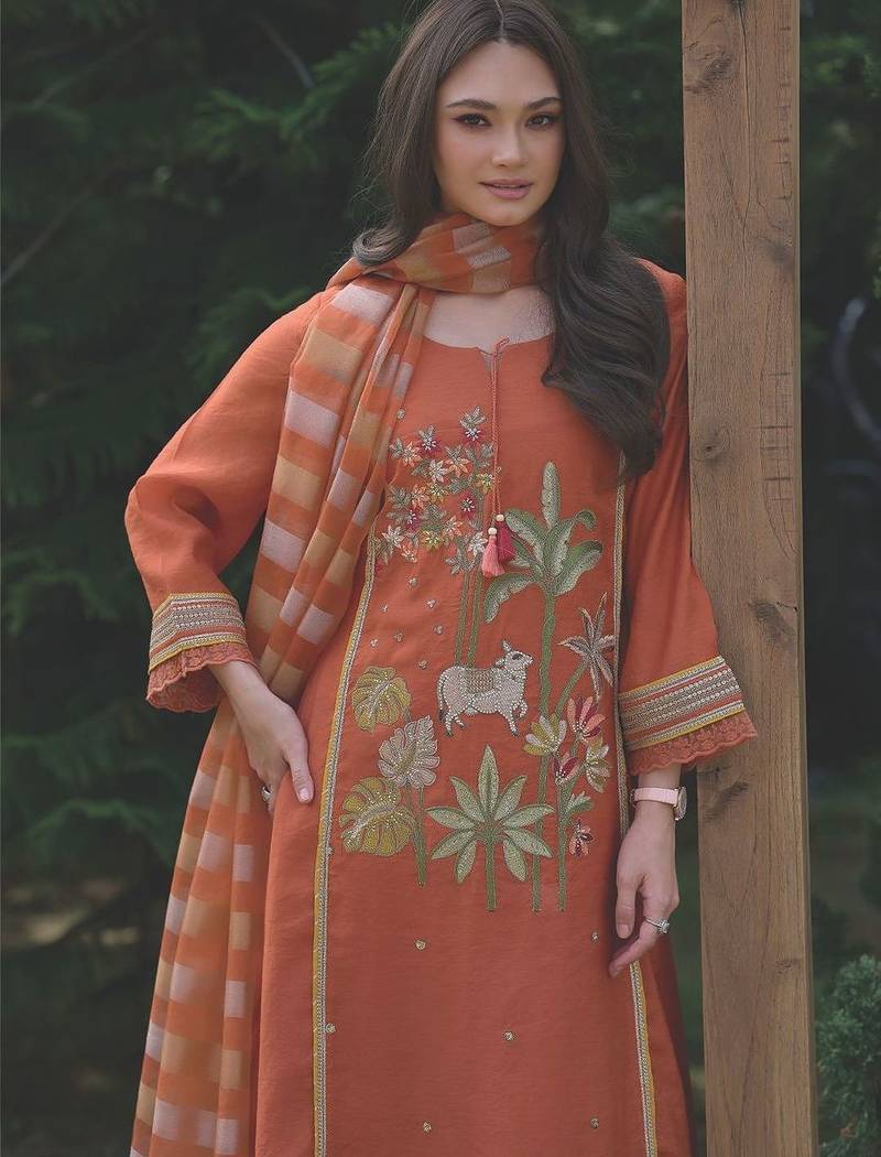 Women Ethnic Motifs Embroidered Regular Thread Work Kurta with Trousers & With Dupatta