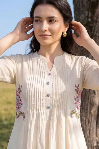Women Floral Embroidered Pleated Thread Work Pure Cotton Kurta with Trousers