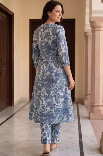 Women Floral Printed Regular Pure Cotton Kurta with Trousers