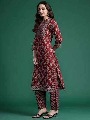 Ethnic Motifs Printed Pure Cotton Kurta with Trousers 5