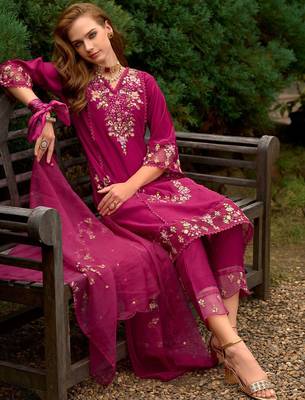 Women Floral Embroidered Panelled Sequinned Kurta with Trousers & With Dupatta 5