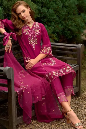 Women Floral Embroidered Panelled Sequinned Kurta with Trousers & With Dupatta