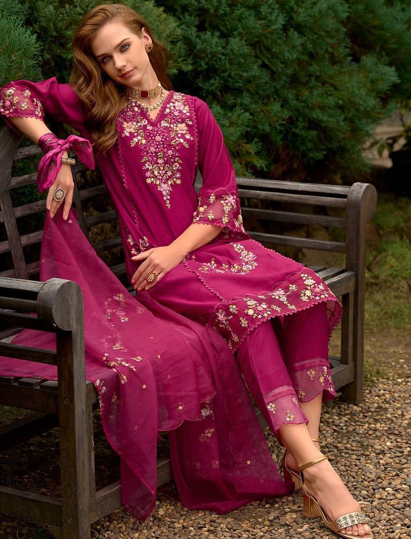 Women Floral Embroidered Panelled Sequinned Kurta with Trousers & With Dupatta