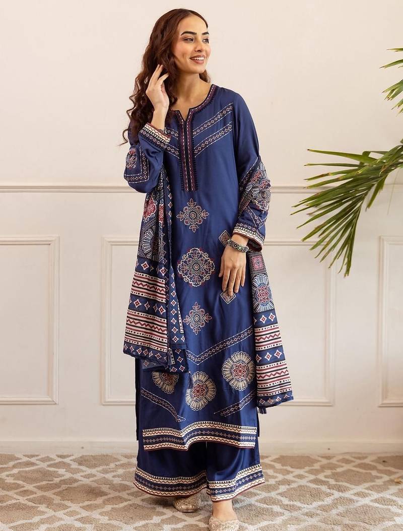 Women Ethnic Motifs Printed Kurta with Palazzos & Dupatta