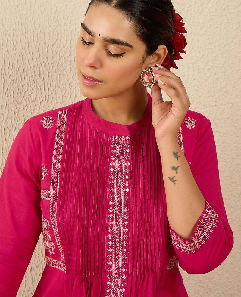 Women Ethnic Motifs Printed Cotton A-Line Kurta with Trousers