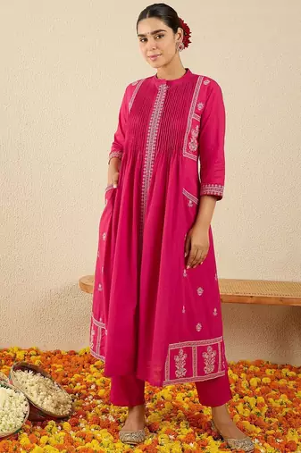 Women Ethnic Motifs Printed Cotton A-Line Kurta with Trousers
