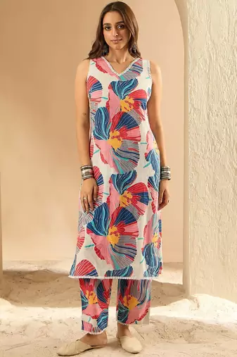 Women Printed Regular Pure Cotton Kurta with Trousers