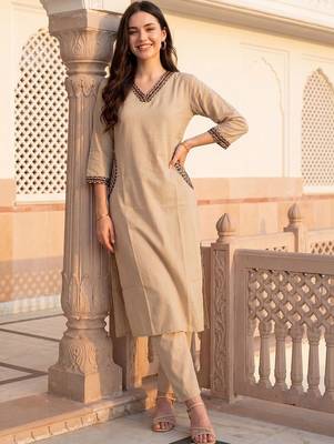 Women Ethnic Motifs Embroidered Regular Thread Work Pure Cotton Kurta with Trousers 5