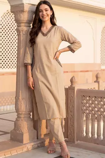 Women Ethnic Motifs Embroidered Regular Thread Work Pure Cotton Kurta with Trousers