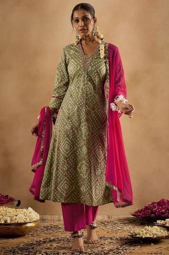 Bandhani Printed  Cotton Kurta With Trousers & Dupatta