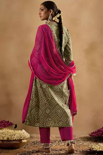 Bandhani Printed Pure Cotton Kurta With Trousers & Dupatta