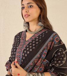 Floral Printed V-Neck  Cotton Straight Kurta With Trousers & Dupatta