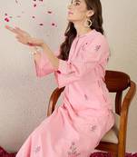 Women Floral Embroidered Cotton Kurta with Trousers