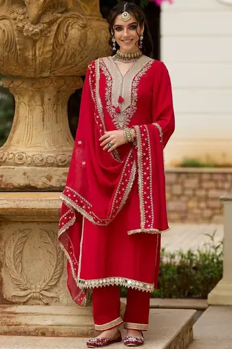 Ethnic Motifs Embroidered V-Neck Mirror Work Kurta With Trousers & Dupatta