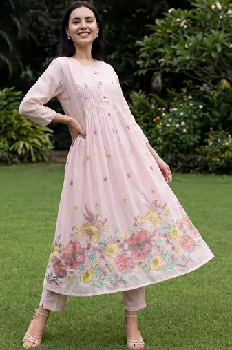 Women Floral Embroidered Empire Thread Work Pure Cotton Kurta with Trousers