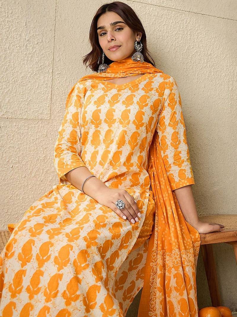 Paisley Printed V-Neck  Cotton Straight Kurta With Trousers And Dupatta