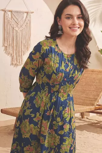 Women Floral Printed Regular Pure Cotton Kurta with Trousers