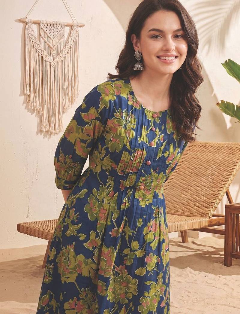 Women Floral Printed Regular Pure Cotton Kurta with Trousers