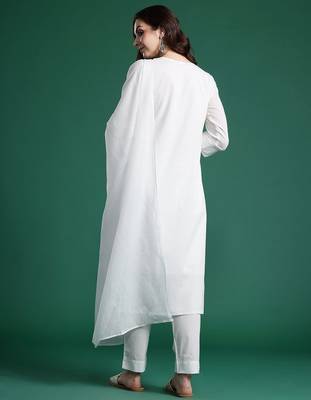 Women Floral Embroidered Regular Thread Work Pure Cotton Kurta with Trousers & With Dupatta 7
