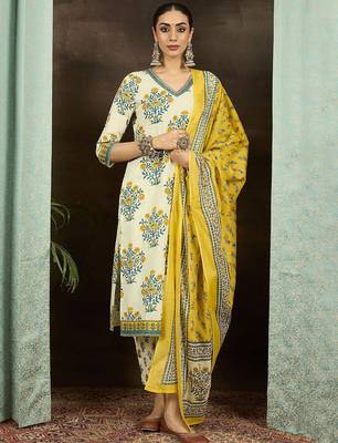 Women Floral Printed Cotton Kurta with Pyjama & Dupatta 2