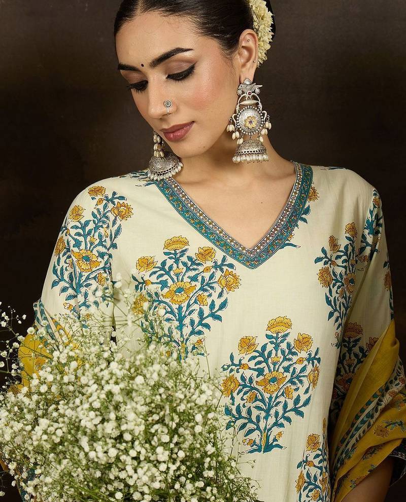 Women Floral Printed Cotton Kurta with Pyjama & Dupatta