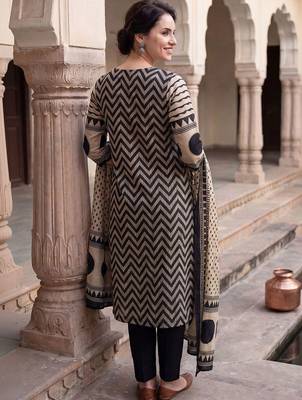 Women Printed Regular Pure Cotton Kurta with Trousers & With Dupatta 3