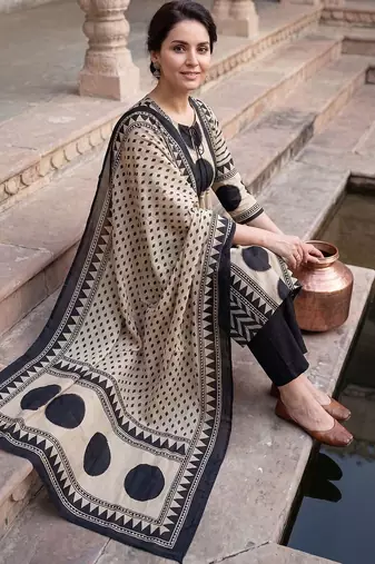 Women Printed Regular Pure Cotton Kurta with Trousers & With Dupatta