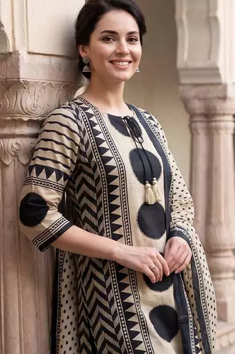 Women Printed Regular Pure Cotton Kurta with Trousers & With Dupatta