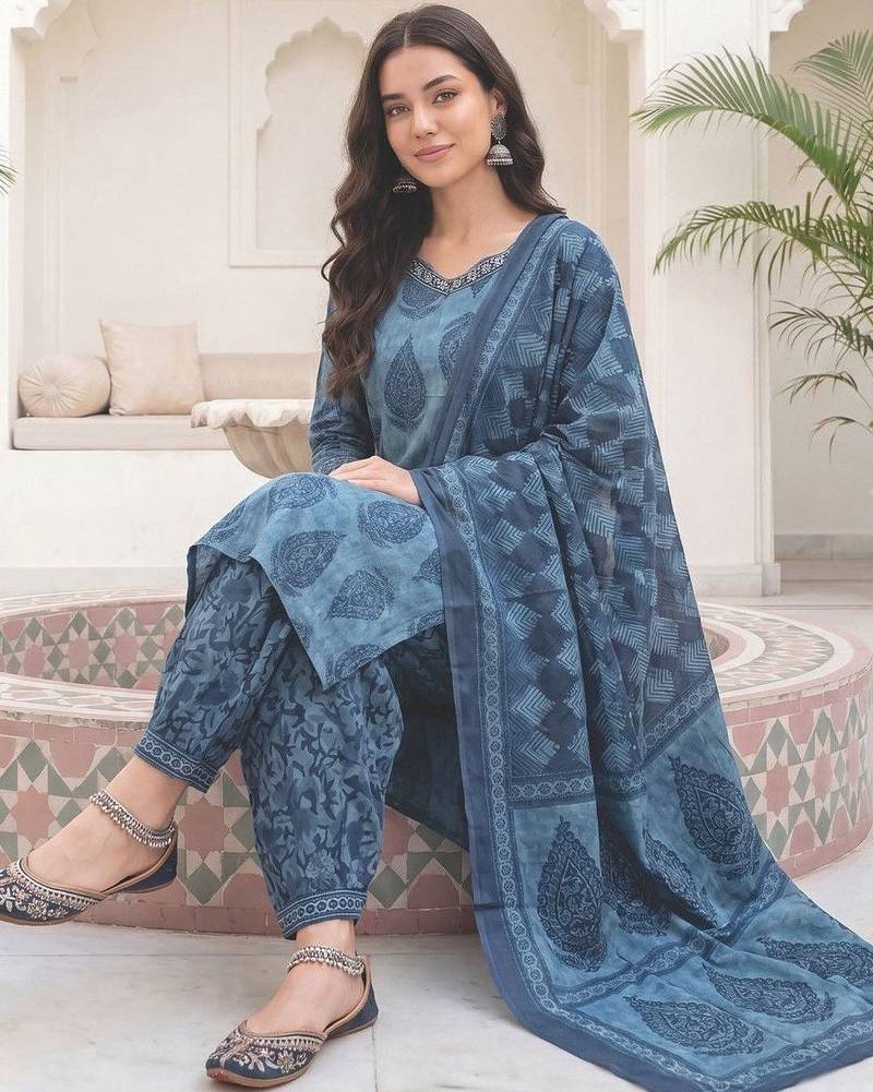 Women Ethnic Motifs Printed Regular Sequinned  Cotton Kurta with Salwar & With Dupatta
