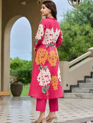 Floral Printed Mandarin Collar Pleated  Cotton A-Line Kurta With Trousers 6