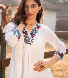 Floral Embroidered V-Neck A-Line  Cotton Kurta WIth Trousers