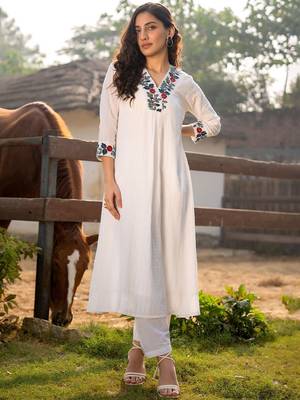 Floral Embroidered V-Neck A-Line  Cotton Kurta WIth Trousers 1