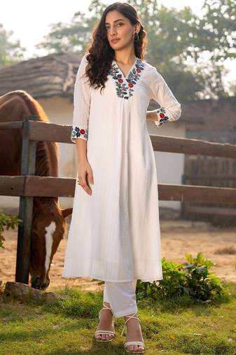 Floral Embroidered V-Neck A-Line Cotton Kurta WIth Trousers