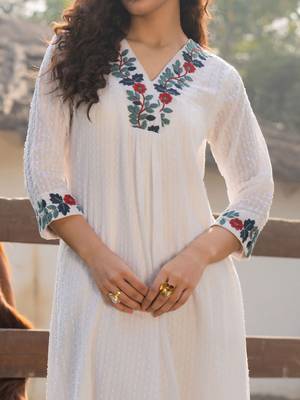 Floral Embroidered V-Neck A-Line  Cotton Kurta WIth Trousers 3